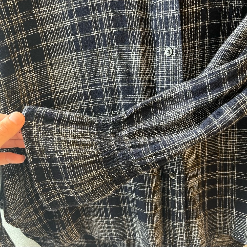 💕MUST GO free shipping! Navy Madewell Westward Bell Sleeve Button Front Shirt XS - Picture 9 of 10